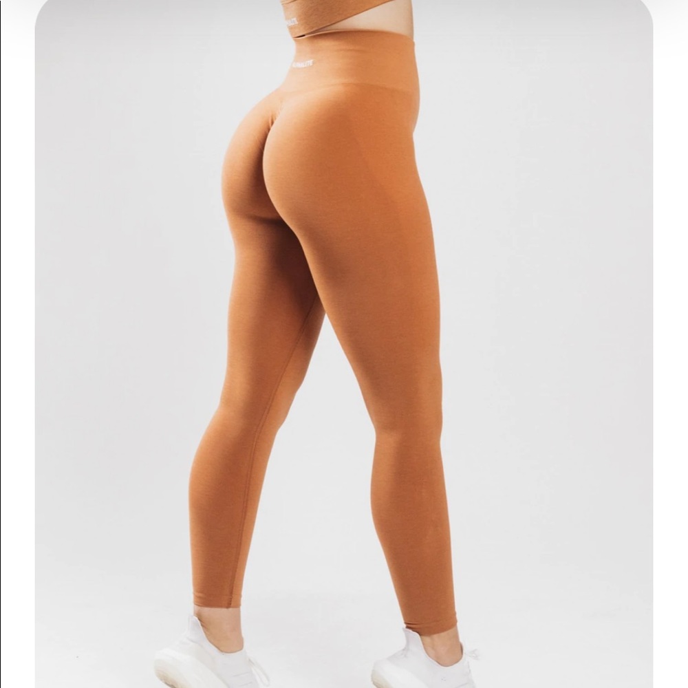 Alphalete Amplify Leggings - size large, Mandarin
